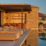 فيلة Mantri Villa, A Celestial Retreat With Endless Blue, By Thinkvilla