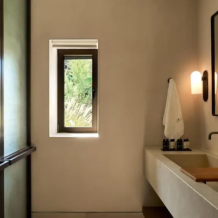 Mantri Villa, A Celestial Retreat With Endless Blue, By Thinkvilla Βίλα *