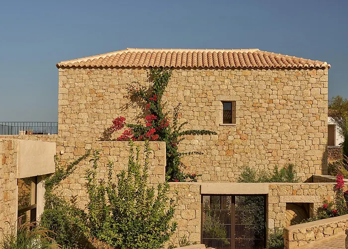 Mantri Villa, A Celestial Retreat With Endless Blue, By Thinkvilla ヴィラ